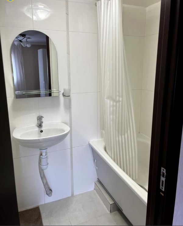 продажа однокомнатной квартиры номер A-173992 в Киевском районе, фото номер 6